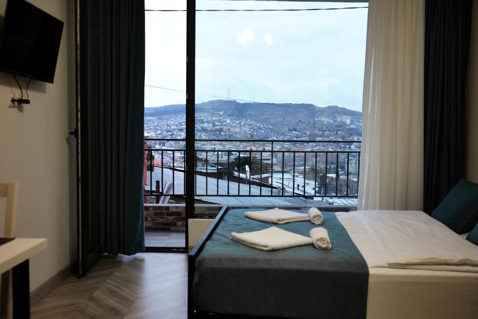 Brothers Apartments With Terrace In Old Tbilisi Ngoại thất bức ảnh