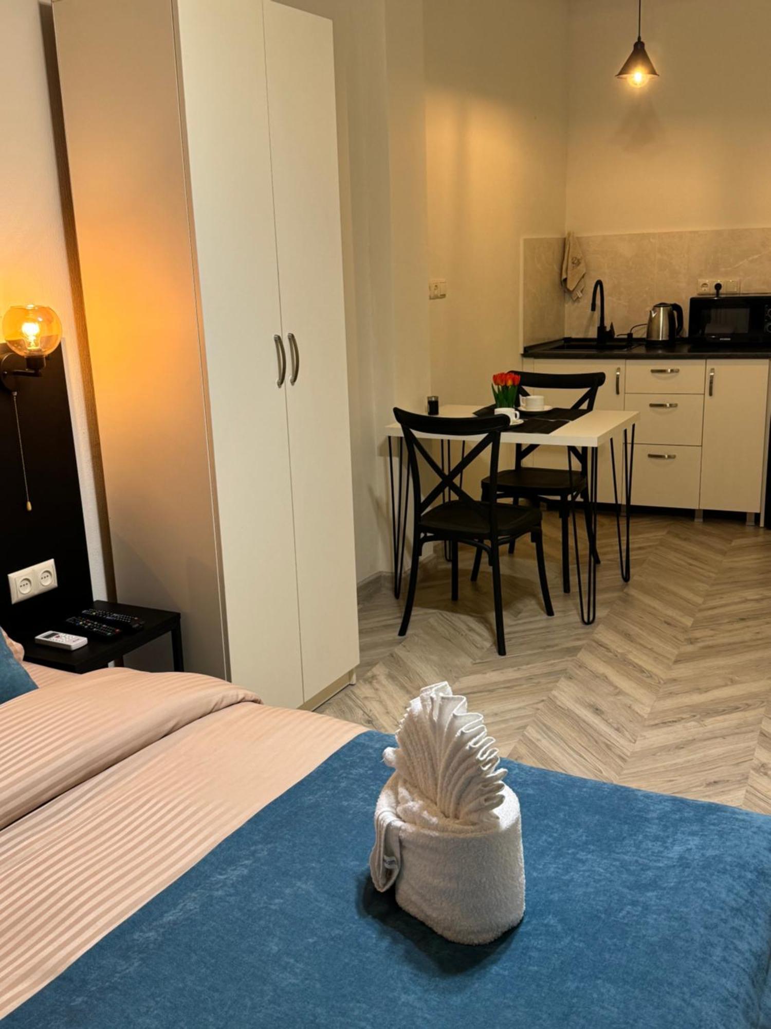 Brothers Apartments With Terrace In Old Tbilisi Ngoại thất bức ảnh