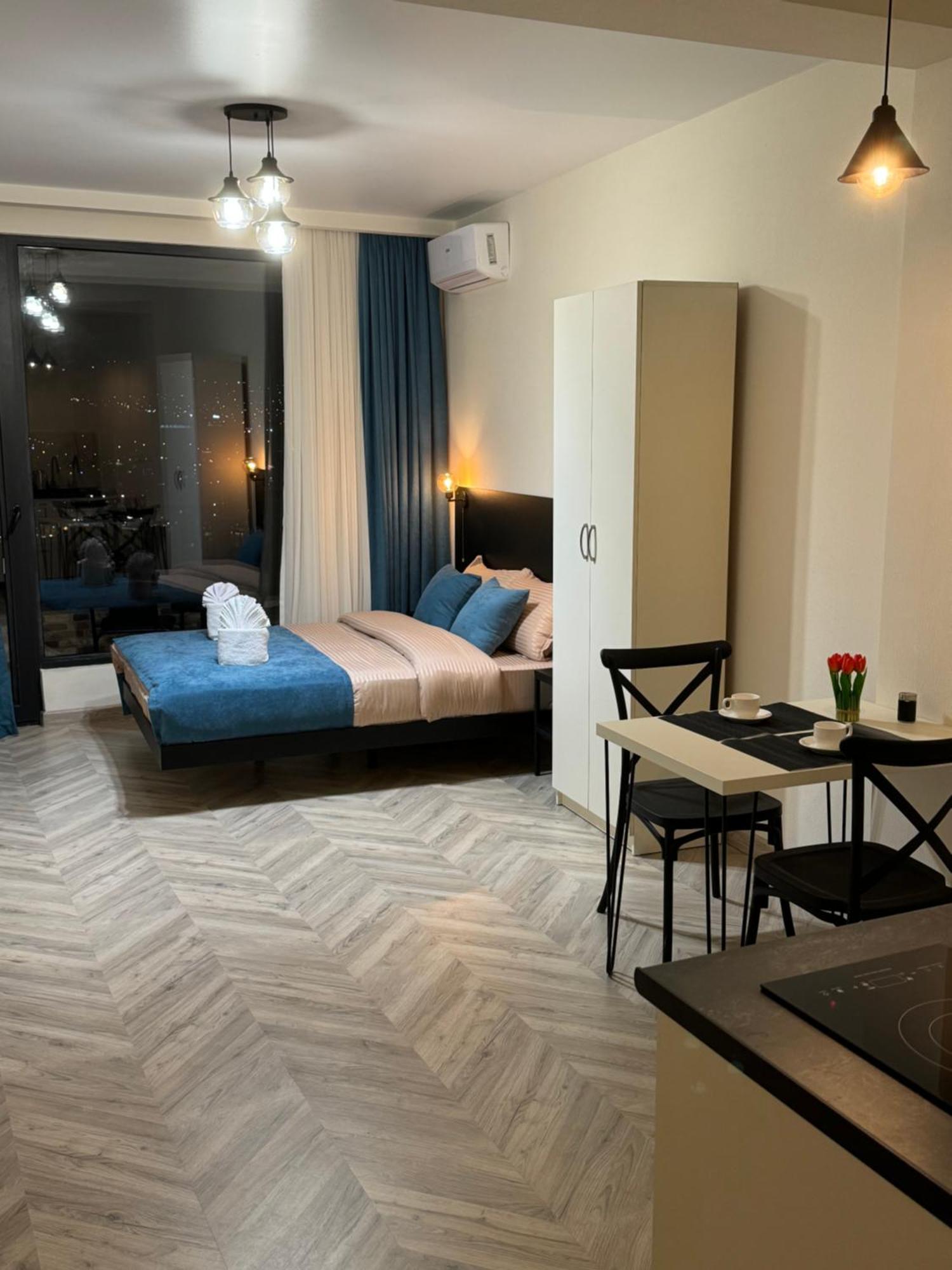 Brothers Apartments With Terrace In Old Tbilisi Ngoại thất bức ảnh