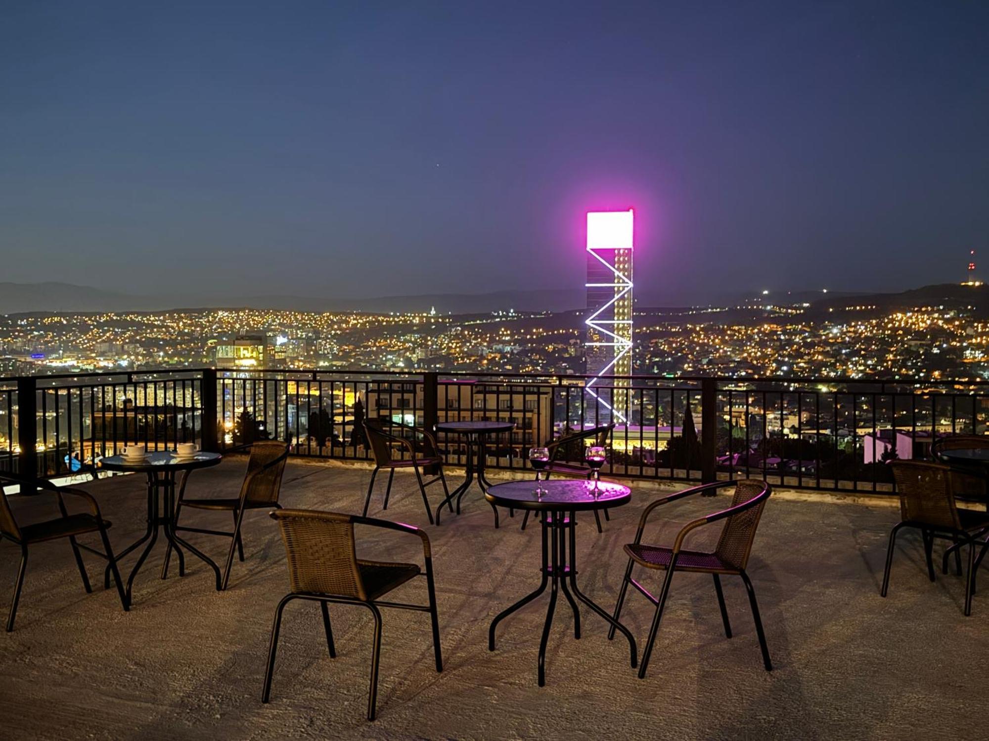Brothers Apartments With Terrace In Old Tbilisi Ngoại thất bức ảnh